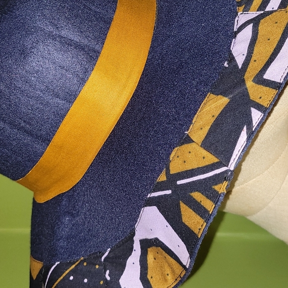 Hat - Picture 3 of 7